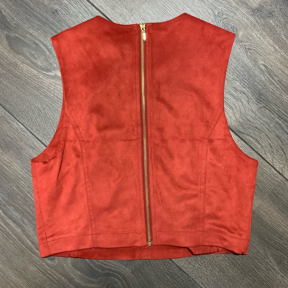 Crop top - Picture 2 of 2